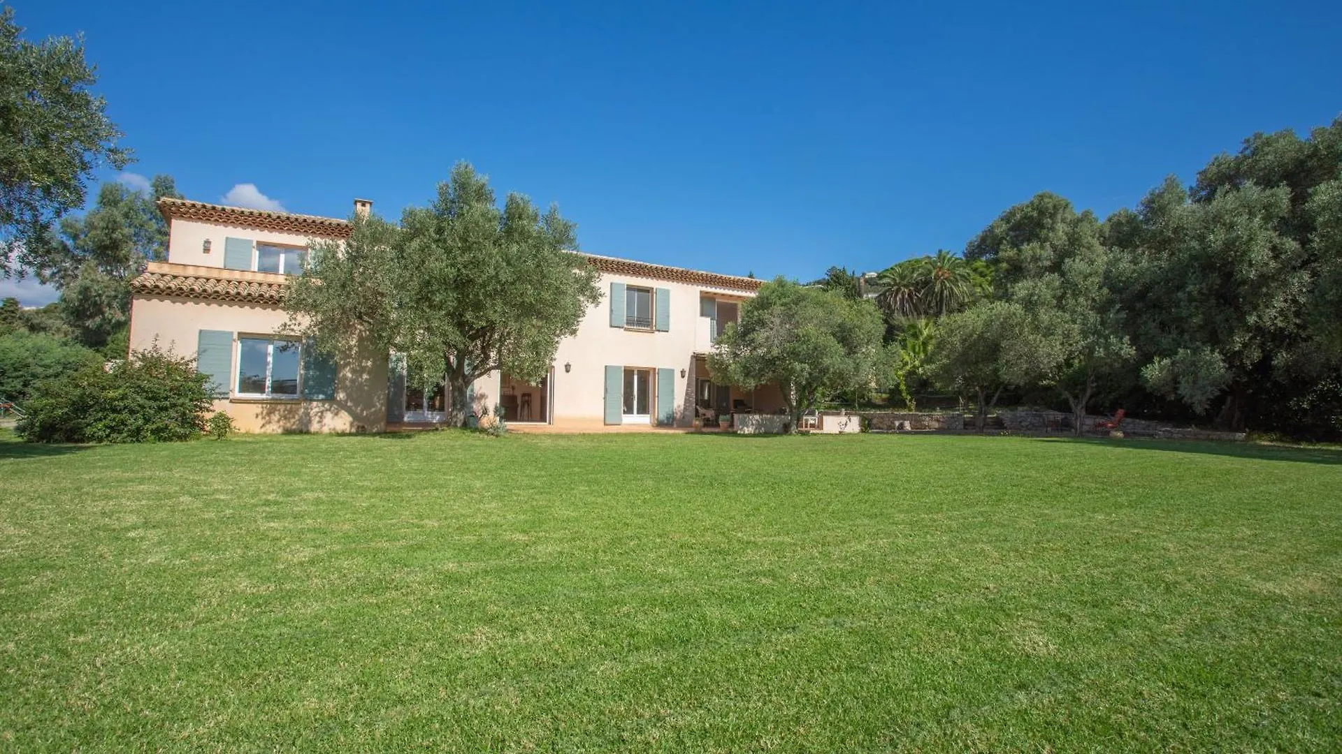 Villa Familiale La Croix-Du-Sud France